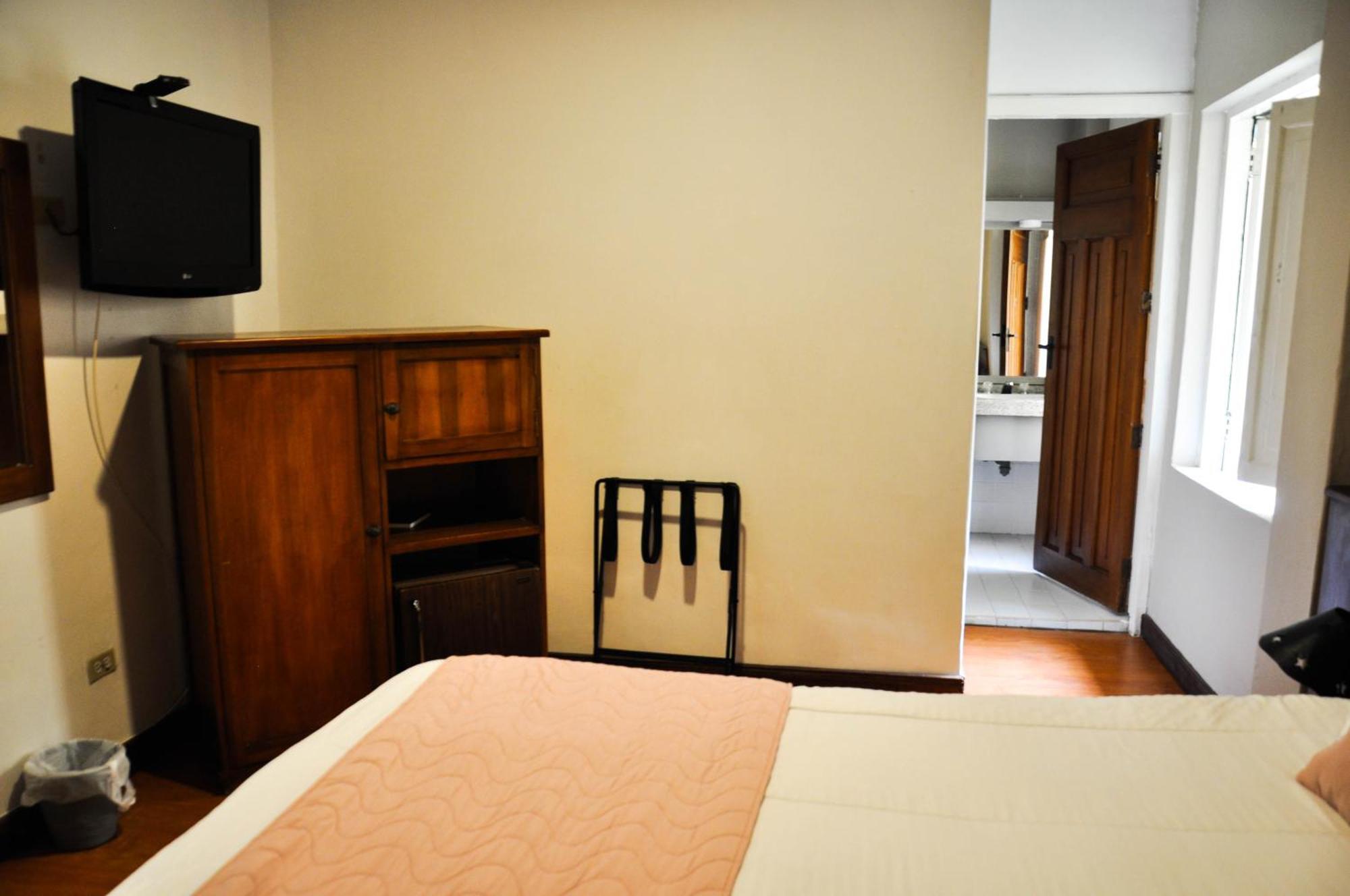 Hotel Ayenda Escorial 1936 à Manizales Extérieur photo